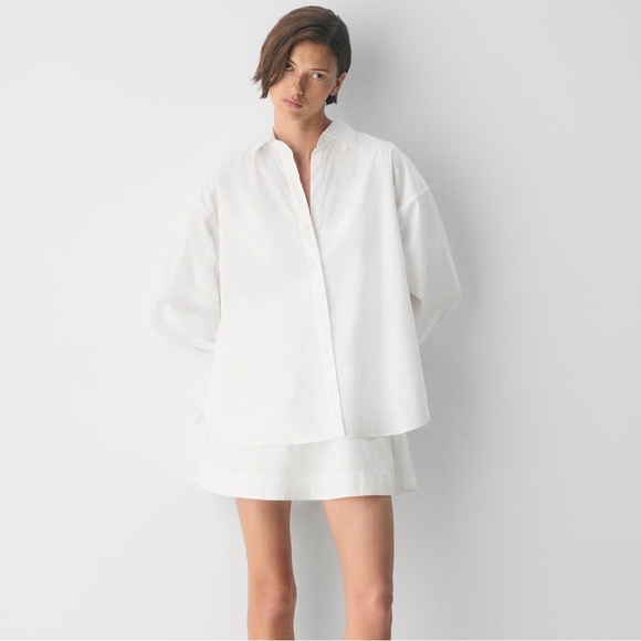 Babaton Tops - NWT Artiza Oversized Classic White Button-Up Shirt